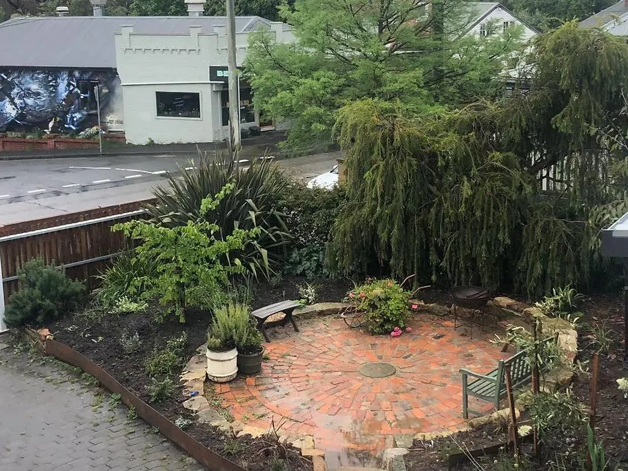Macquarie Street Stable Apartment Hobart