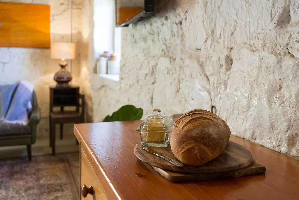 Macquarie Street Stable Apartment Hobart