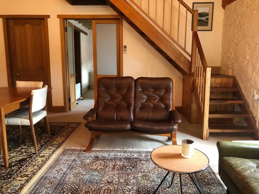 Macquarie Street Stable Apartment Hobart